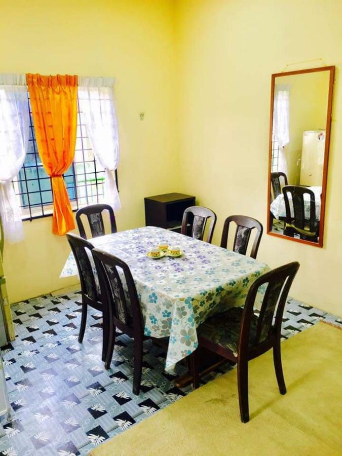 Homestay Bandar Pekan - Musleem Preferred Exterior foto